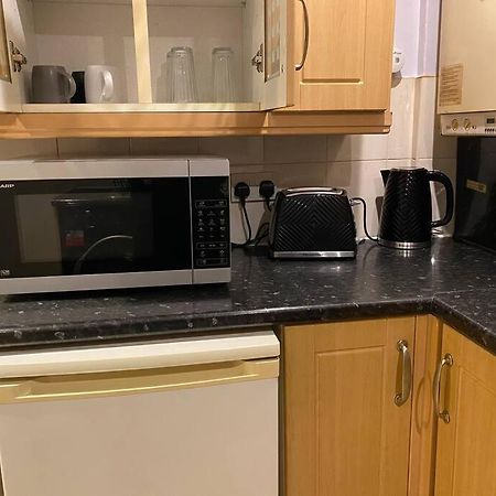 Spacious 2 Bedroom Flat London Exterior foto