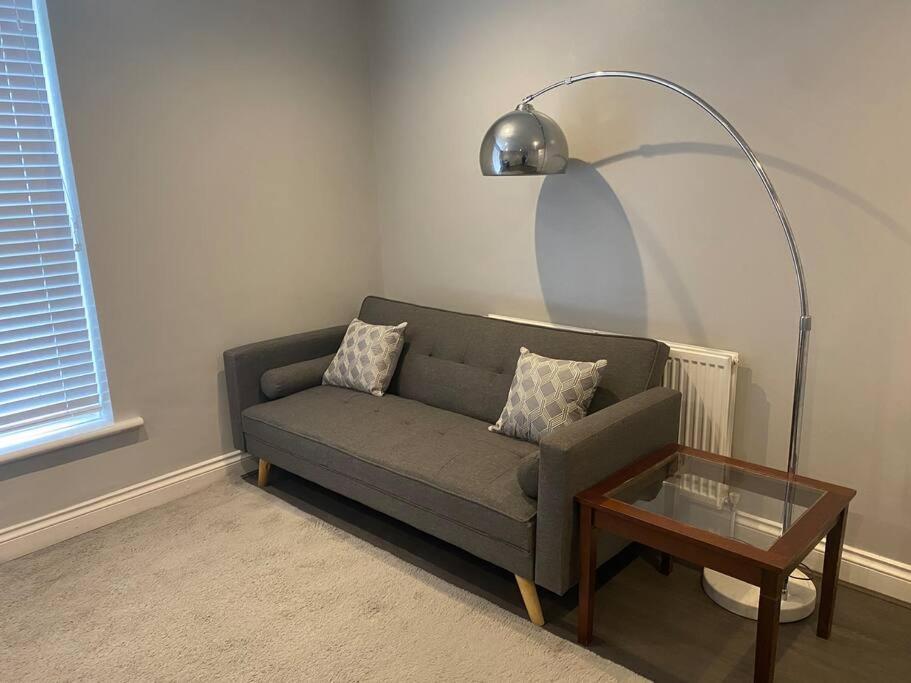 Spacious 2 Bedroom Flat London Exterior foto